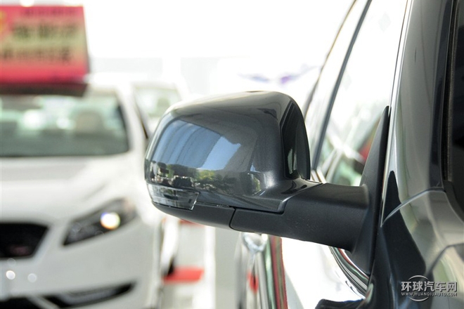 2015款 2.0L 自動舒適周年紀念型