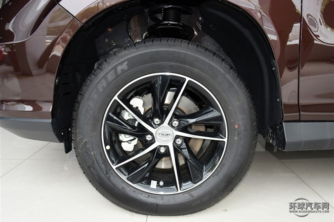 2015款 1.5T 升級版 手動豪華型