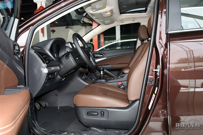 2015款 1.5T 升級版 手動豪華型