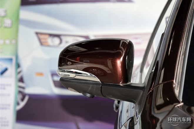 2015款 1.5T 升級版 手動豪華型