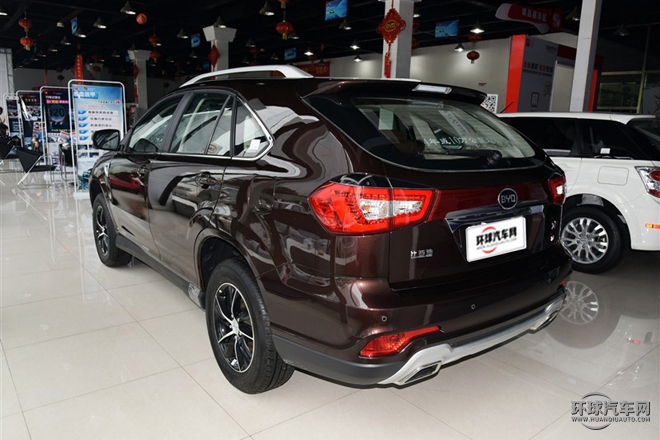 2015款 1.5T 升級版 手動豪華型