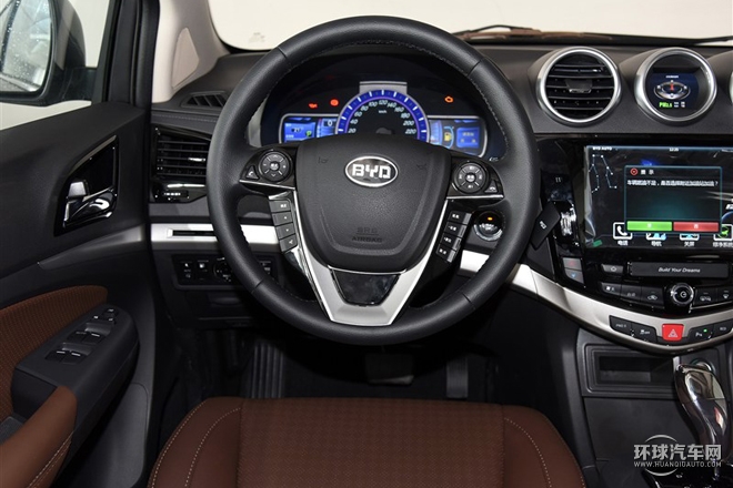 2015款 2.0T 升級版 自動尊貴型