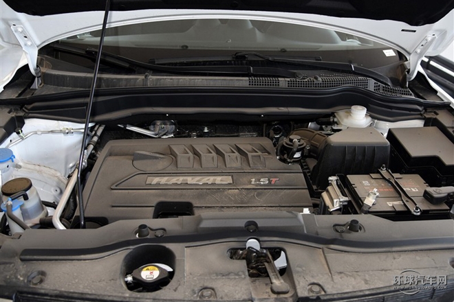 2015款 升級(jí)版 1.5T 手動(dòng)四驅(qū)精英型