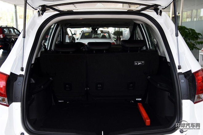 2015款 升級版 1.5T 手動四驅精英型