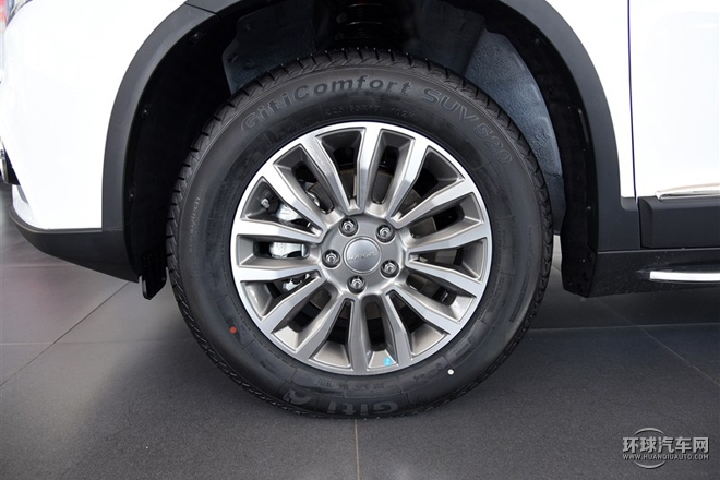 2015款 運(yùn)動版 1.5T 自動兩驅(qū)尊享型