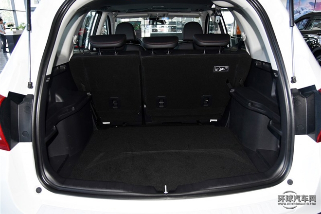 2015款 運動版 1.5T 自動兩驅(qū)尊享型