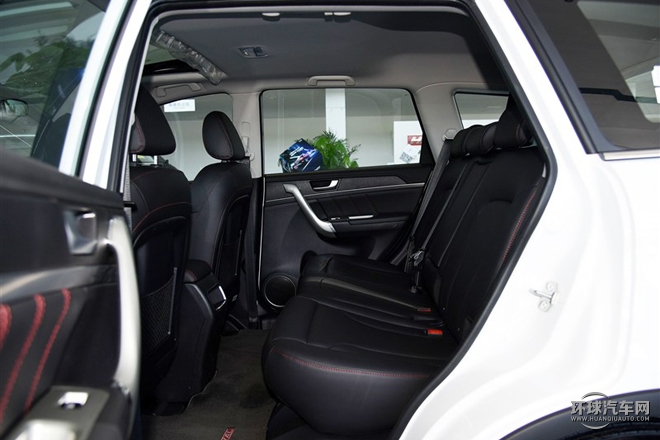 2015款 運動版 1.5T 自動兩驅尊享型