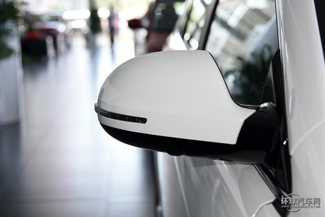 2015款 運動版 1.5T 自動兩驅尊享型