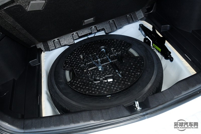 2015款 運動版 1.5T 自動兩驅豪華型