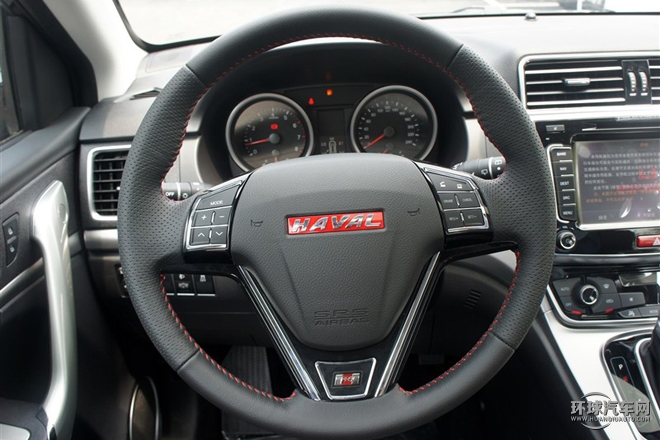 2015款 運(yùn)動(dòng)版 1.5T 自動(dòng)兩驅(qū)豪華型