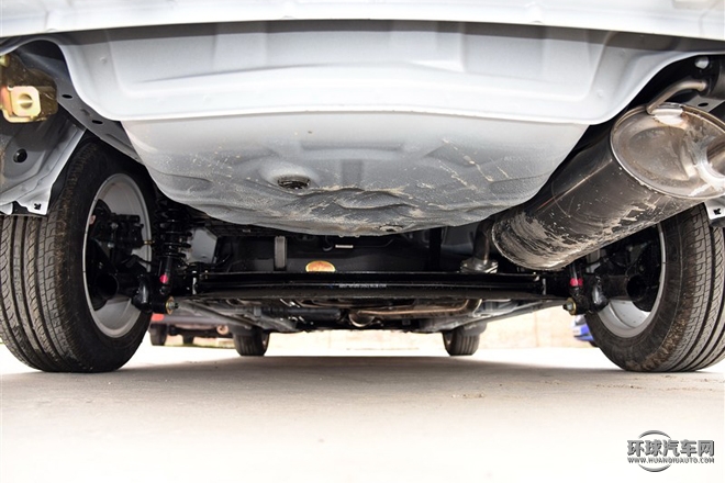 2015款 1.5L 手動進取型