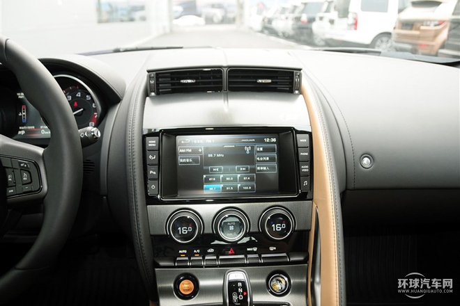 2016款 3.0T S 硬頂版