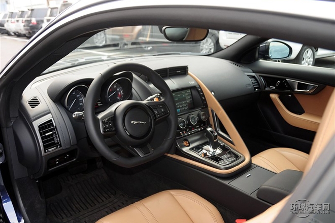 2016款 3.0T S 硬頂版