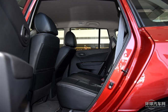 2015款 2.0L 兩驅標準版