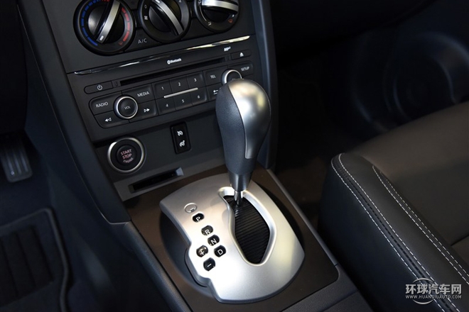 2015款 2.0L 兩驅標準版