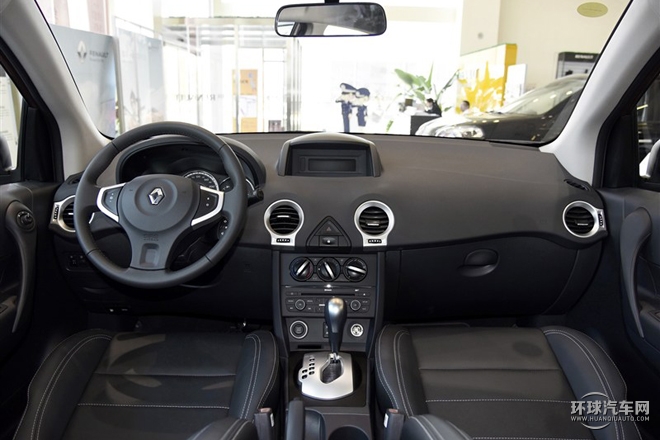 2015款 2.0L 兩驅標準版