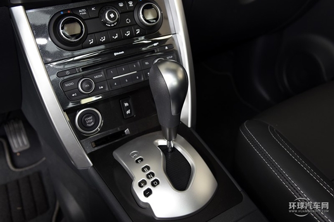 2015款 2.0L 兩驅(qū)時(shí)尚版