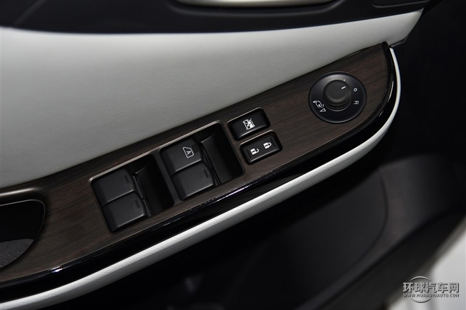 2015款 1.8T 自動智慧型