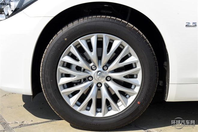 2015款 Q70L 2.5L 豪華版