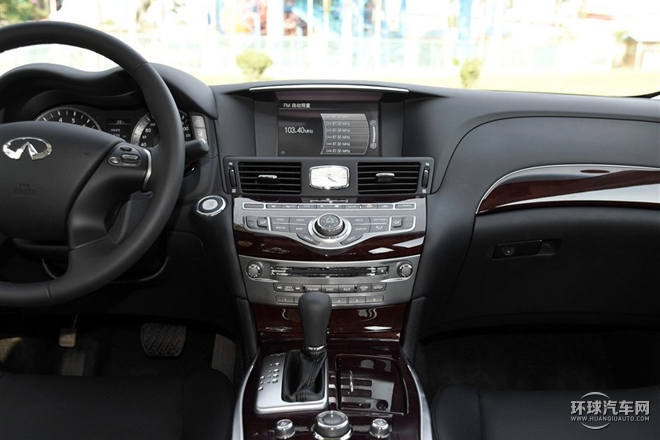 2015款 Q70L 2.5L 豪華版