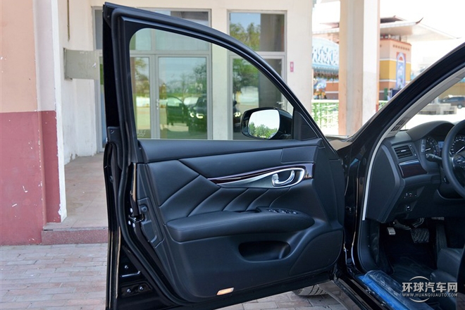 2015款 Q70L 2.5L 悅享版