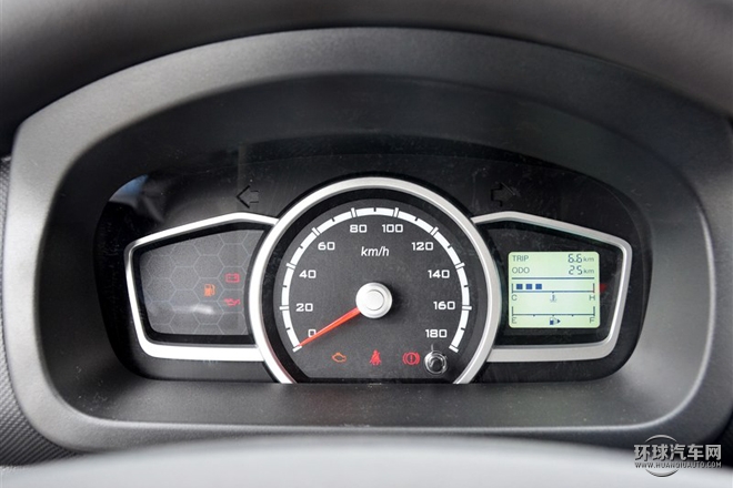 2015款 1.0L基本型非空調(diào)C10