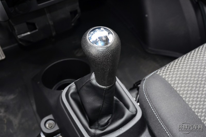 2015款 1.0L基本型非空調C10