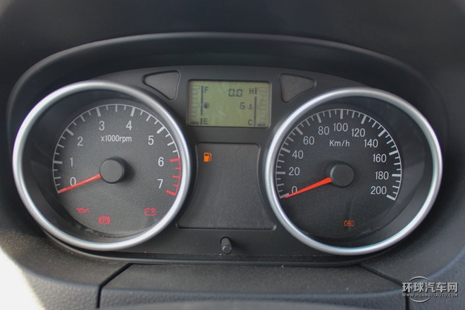 2015款 1.5L 手動(dòng)豪華型