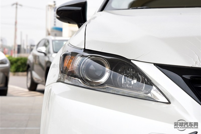 2015款 CT200h 暗夜騎士版