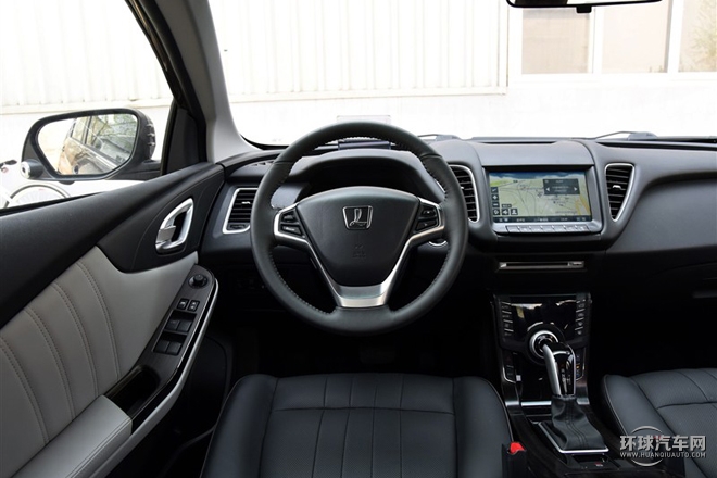 2015款 1.8T 自動旗艦型