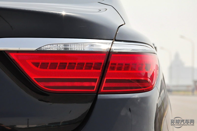 2015款 3.8L 旗艦版