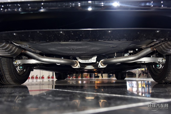 2015款 3.8L 尊貴版