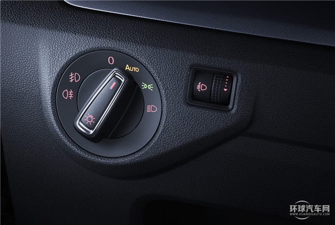 上海大眾 朗行 2015款  1.6L 自動豪華型