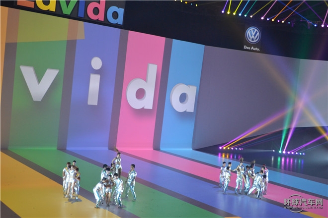 2015款  230TSI 手動豪華版