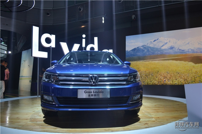 2015款  230TSI 手動豪華版