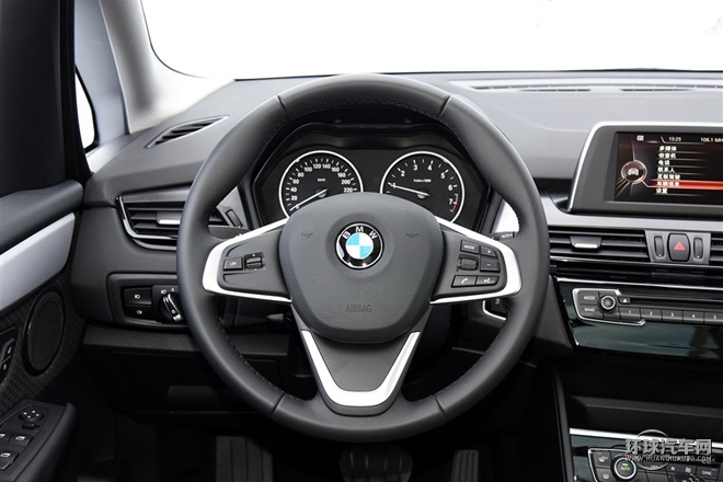 2015款 218i 領(lǐng)先型