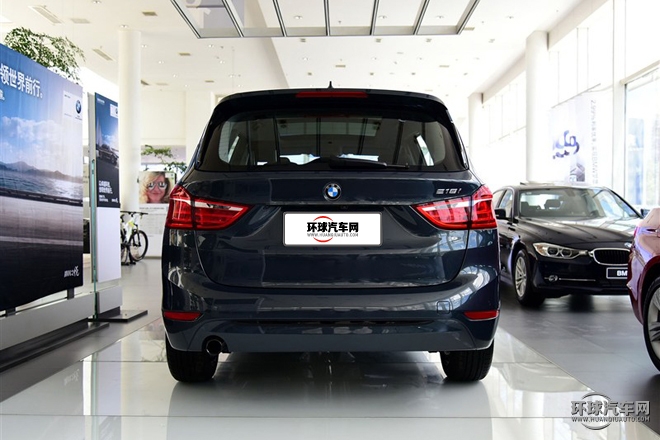 2015款 218i 運動設(shè)計套裝