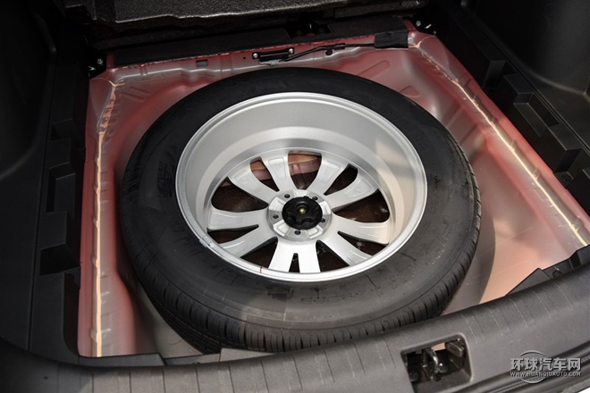 2015款 2.0L 手動閱兵版