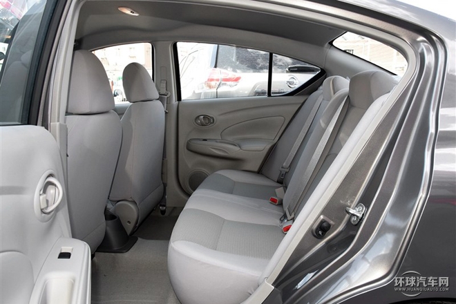 2015款 1.5XE 手動大師版