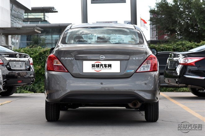 2015款 1.5XE 手動大師版