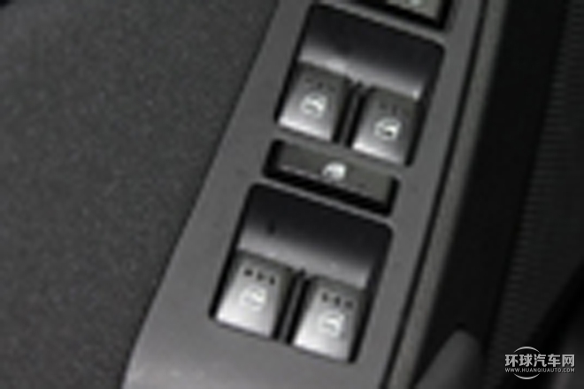 2015款 2.0T 自動舒適型