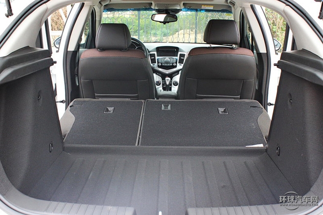 2015款 掀背 1.6L 自動(dòng)舒適版