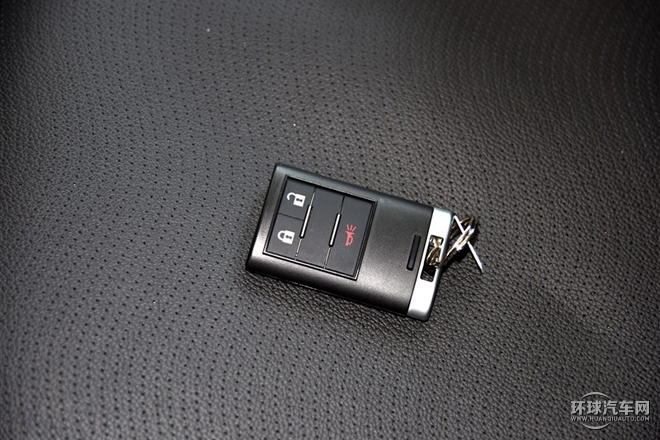 2015款 2.4L 四驅旗艦版 7座