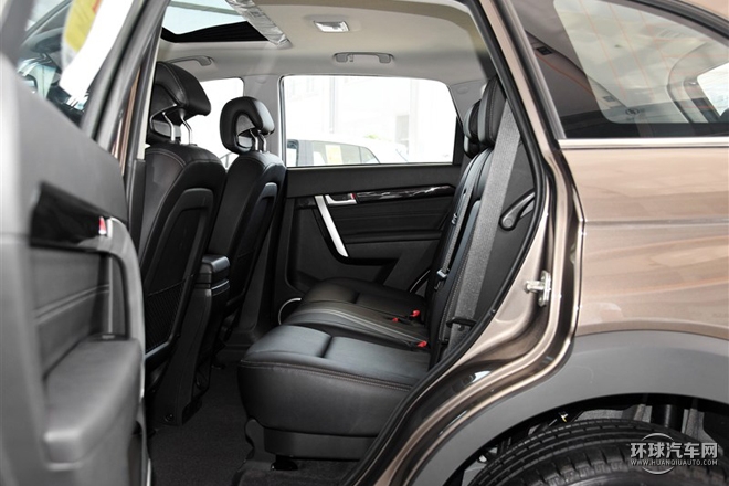 2015款 2.4L 四驅旗艦版 7座