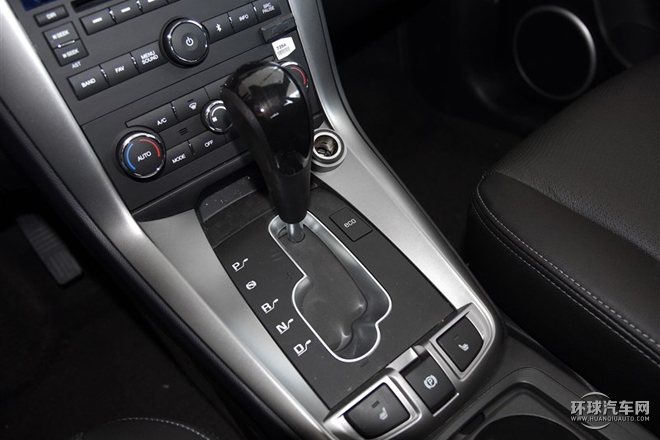 2015款 2.4L 四驅(qū)旗艦版 7座