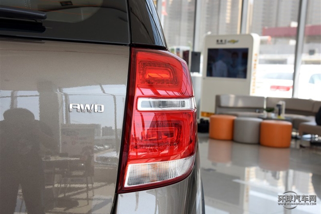 2015款 2.4L 四驅旗艦版 7座