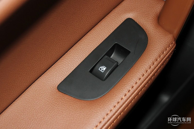 2015款 改款 1.8T CVT優雅型