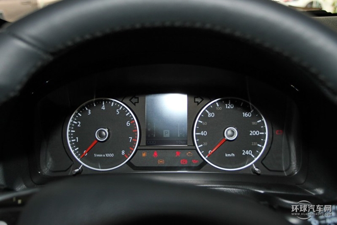 2015款 改款 1.8T CVT優雅型