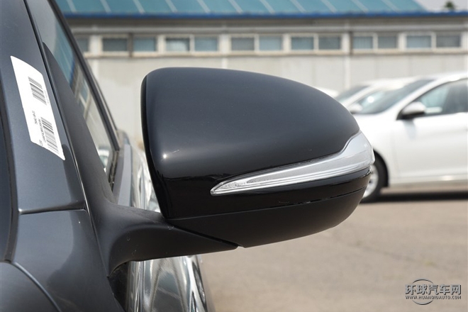 2015款 C 200 運(yùn)動版