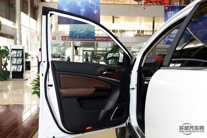 2015款 2.0T 四驅(qū)豪華型